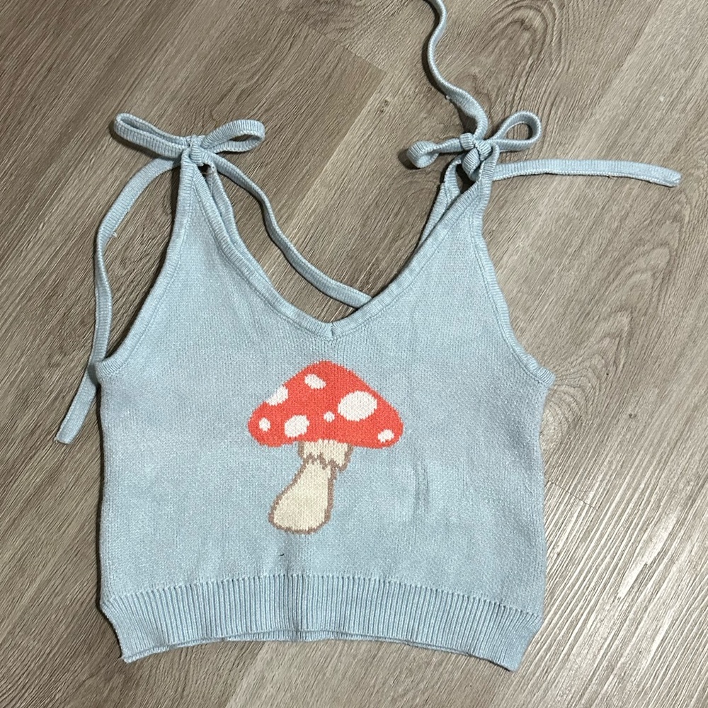 PRE-LOVED ♻️ sweater like top